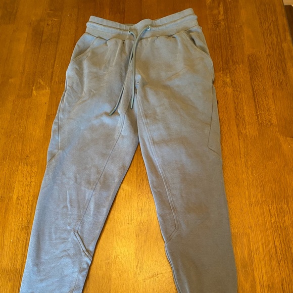 Alphalete Athletic Joggers - Picture 5 of 5